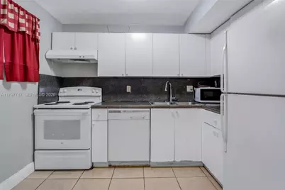 4235 N University Dr #115, Sunrise, FL 33351 - Photo 7