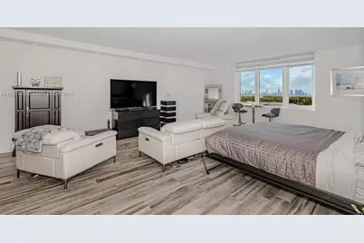 2301 Collins Ave #1532, Miami Beach, FL 33139 - Photo 7