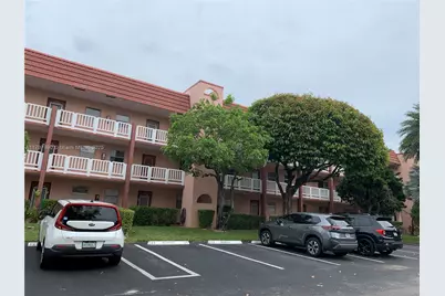 9621 Sunrise Lakes Blvd #211, Sunrise, FL 33322 - Photo 1