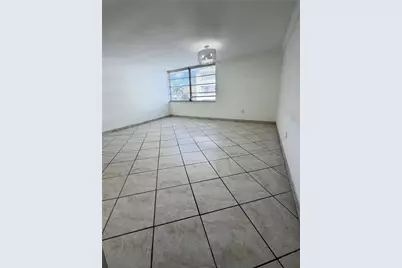 1075 93rd St #404, Bay Harbor Islands, FL 33154 - Photo 5