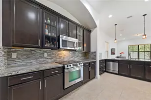 2691 NW 83rd Terrace, Cooper City, FL 33024 - Photo 9