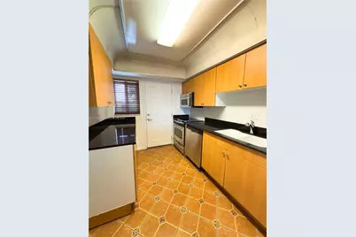 1100 NE 191st St #25E, Miami, FL 33179 - Photo 11