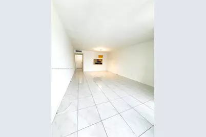 1100 NE 191st St #25E, Miami, FL 33179 - Photo 3