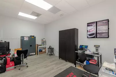 500 S Dixie Hwy, Hollywood, FL 33020 - Photo 11