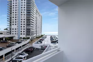 3001 S Ocean Dr, Hollywood, FL 33019 - Photo 21