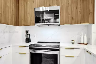 1980 S Ocean Dr #19H, Hallandale Beach, FL 33009 - Photo 13