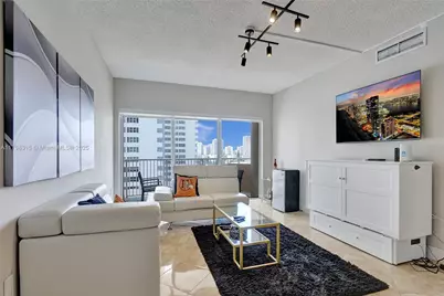 1980 S Ocean Dr #7J, Hallandale Beach, FL 33009 - Photo 3