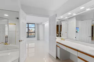 3530 Mystic Pointe Dr, Aventura, FL 33180 - Photo 37