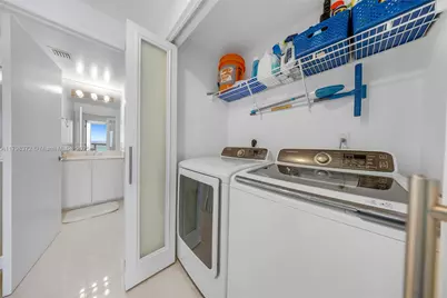 6365 Collins Ave #3202, Miami Beach, FL 33141 - Photo 31