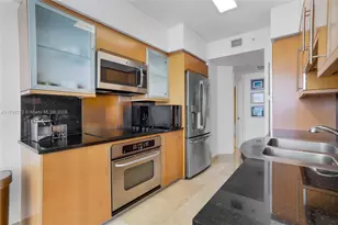 6365 Collins Ave, Miami Beach, FL 33141 - Photo 17
