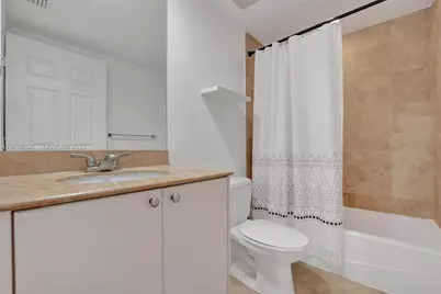 1745 E Hallandale Beach Blvd #2105W, Hallandale Beach, FL 33009 - Photo 27