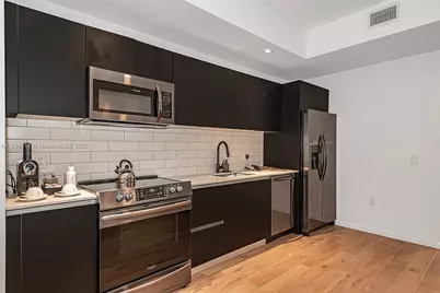 398 NE 5th St #2415, Miami, FL 33132 - Photo 13