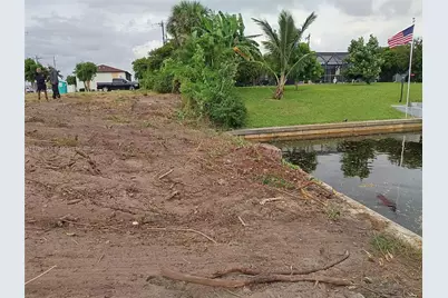 3117 Santa Barbara Blvd, Cape Coral, FL 33914 - Photo 15