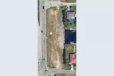 3117 Santa Barbara Blvd, Cape Coral, FL 33914 - Photo 9