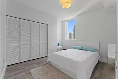 253 NE 2nd St #2201, Miami, FL 33132 - Photo 17
