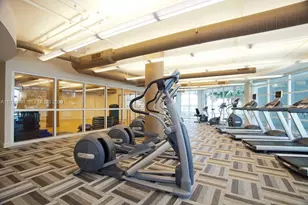 253 NE 2nd St, Miami, FL 33132 - Photo 19