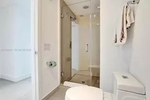 4111 S Ocean Dr, Hollywood, FL 33019 - Photo 23