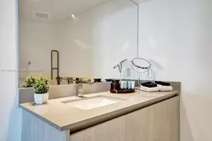 4111 S Ocean Dr, Hollywood, FL 33019 - Photo 17