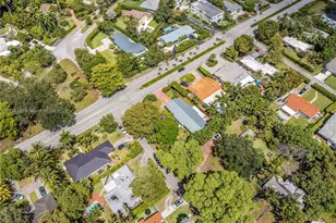 615 NE 115th St, Biscayne Park, FL 33161 - Photo 57