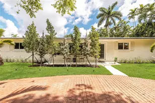 615 NE 115th St, Biscayne Park, FL 33161 - Photo 13