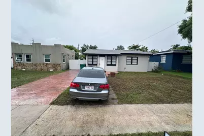 209 SW 5th St, Dania Beach, FL 33004 - Photo 1