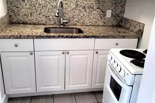 2515 NW 52nd St, Miami, FL 33142 - Photo 3