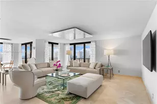 19667 Turnberry Way, Aventura, FL 33180 - Photo 7