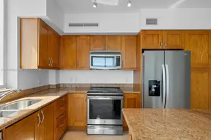 1745 E Hallandale Beach Blvd, Hallandale Beach, FL 33009 - Photo 23