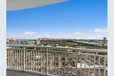 1745 E Hallandale Beach Blvd #2007W, Hallandale Beach, FL 33009 - Photo 11