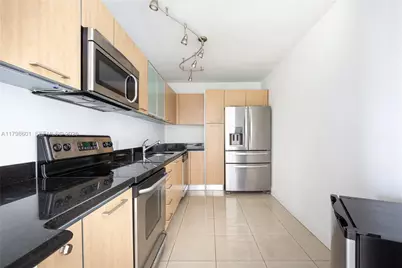 401 69th St #1413, Miami Beach, FL 33141 - Photo 5