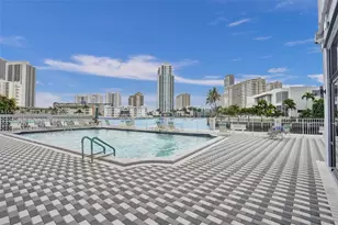 137 Golden Isles Dr, Hallandale Beach, FL 33009 - Photo 39