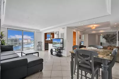 137 Golden Isles Dr #1105, Hallandale Beach, FL 33009 - Photo 21