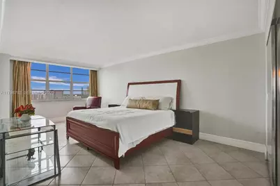 137 Golden Isles Dr #1105, Hallandale Beach, FL 33009 - Photo 9