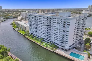 137 Golden Isles Dr, Hallandale Beach, FL 33009 - Photo 55