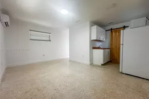 2815 NW 88th St, Miami, FL 33147 - Photo 5