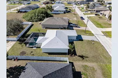 624 NW 15th St, Cape Coral, FL 33993 - Photo 31