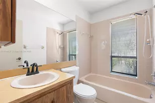 8400 NW 52nd St, Lauderhill, FL 33351 - Photo 27