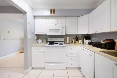 4848 NW 24th Ct #215, Lauderdale Lakes, FL 33313 - Photo 19