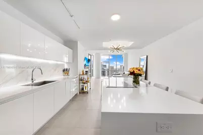 851 NE 1st Ave #4011, Miami, FL 33132 - Photo 19