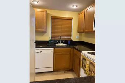 9420 Sunrise Lakes Blvd #106, Sunrise, FL 33322 - Photo 13
