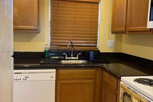 9420 Sunrise Lakes Blvd, Sunrise, FL 33322 - Photo 13