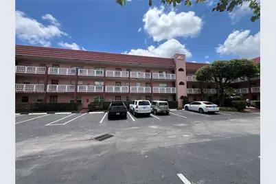 9420 Sunrise Lakes Blvd #106, Sunrise, FL 33322 - Photo 25