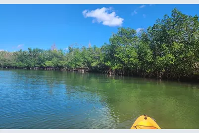 16204 NE 18th Ct, North Miami Beach, FL 33162 - Photo 13