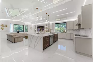 17795 SW 158th St, Miami, FL 33187 - Photo 11