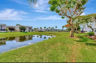 92 Saxony B, Delray Beach, FL 33446 - Photo 9