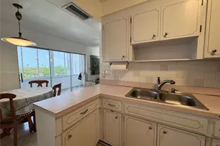 1700 Pierce St, Hollywood, FL 33020 - Photo 11