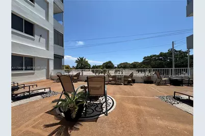 1700 Pierce St #702, Hollywood, FL 33020 - Photo 31