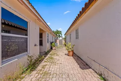 14202 SW 151st Ct, Miami, FL 33196 - Photo 35