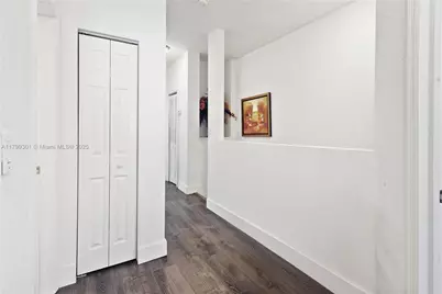 5640 NW 115th Ct #204, Doral, FL 33178 - Photo 21