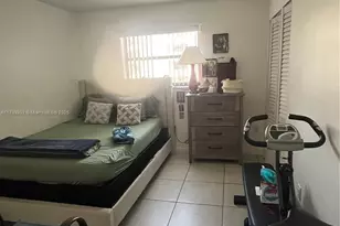 8145 NW 7th St, Miami, FL 33126 - Photo 9